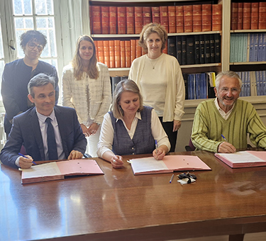 lire et faire lire tribunal toulon fol83